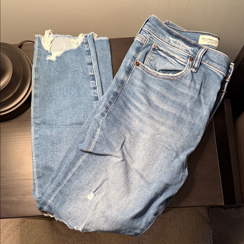 Abercrombie & Fitch Light Blue Ankle Jeans